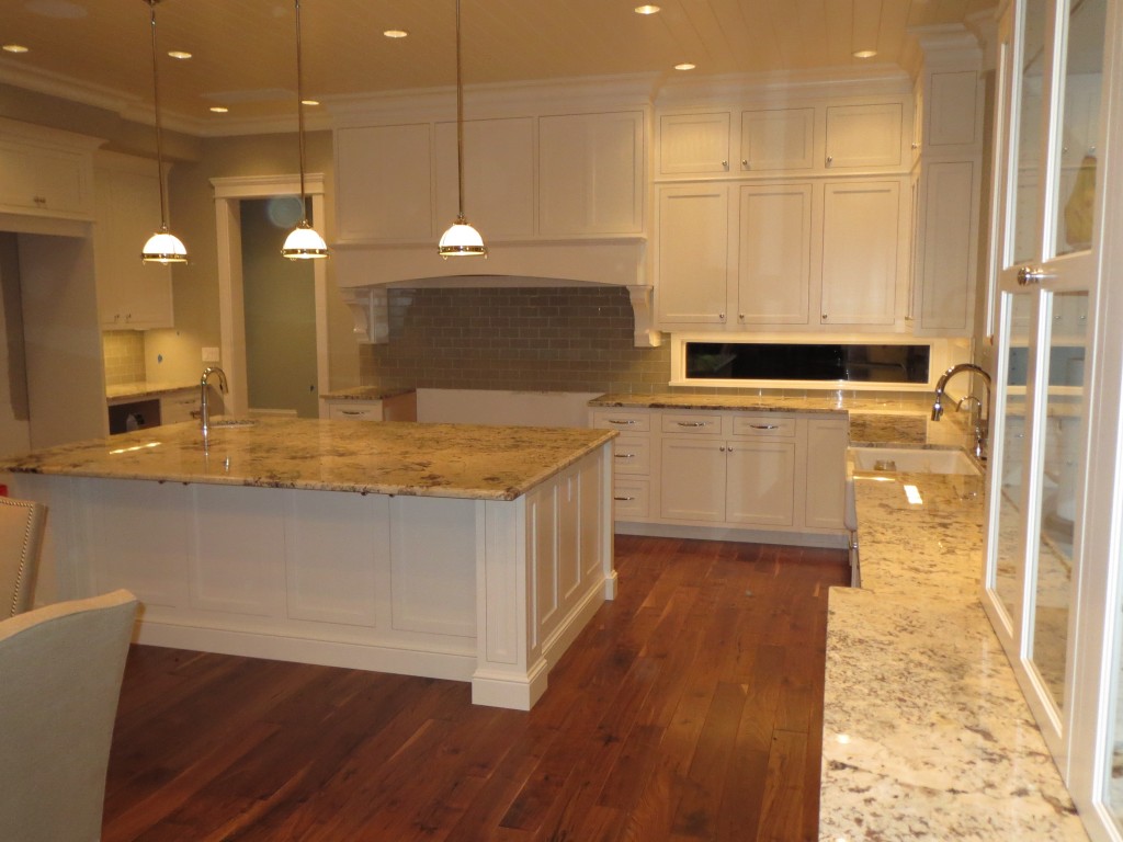 granite-top-white-grey woodinville kirkland